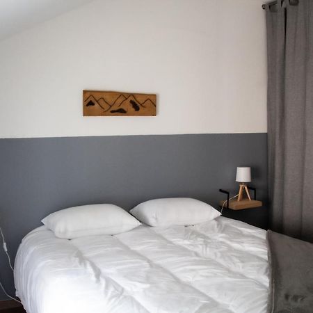 Logement Cosy 4/6 Pers - Quartier Historique Calme Cauterets Buitenkant foto
